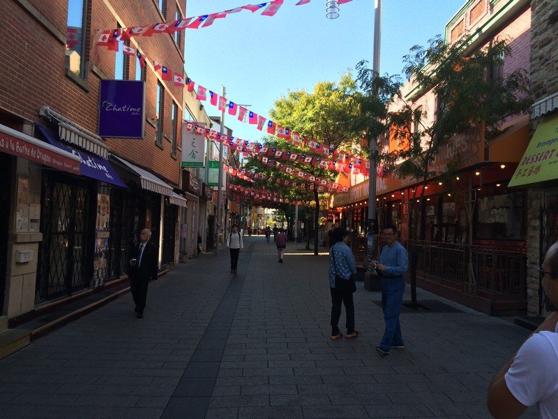 visite-en-francais-quartier-juif-montreal