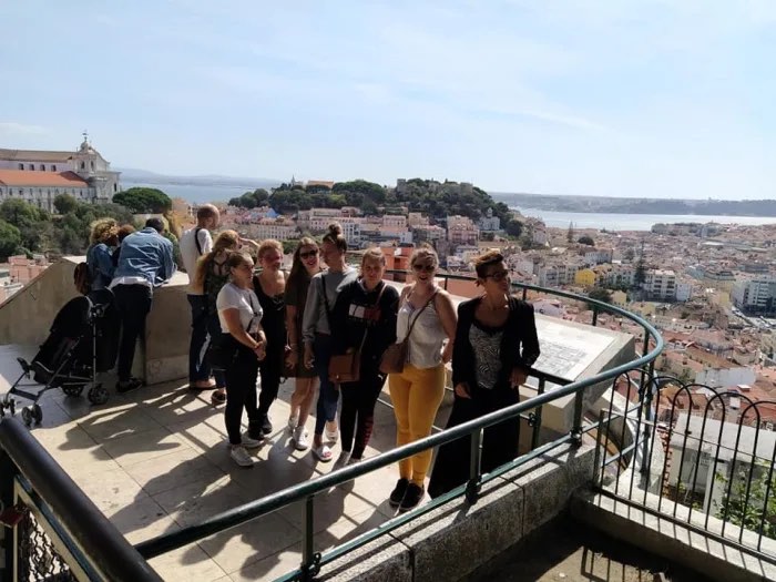 guide-francophone-visite-lisbonne-a-pied