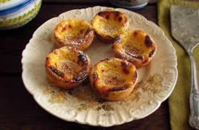 visite-guidee-a-pied-lisbonne-pasteis-de-nata