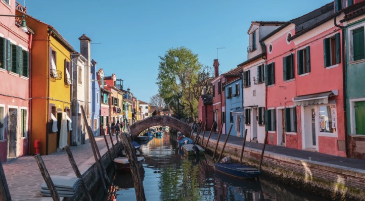 decouverte-burano-bateau-guide-francophone