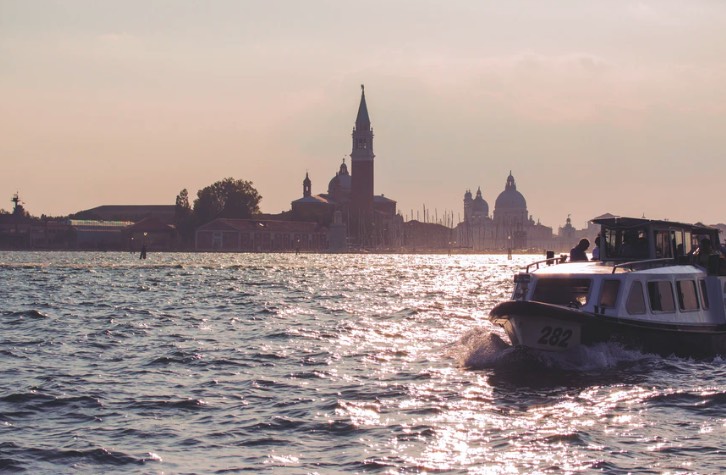 viree-en-bateau-iles-venise